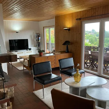 Avec Sauna Et Vue Sur Le Chalet